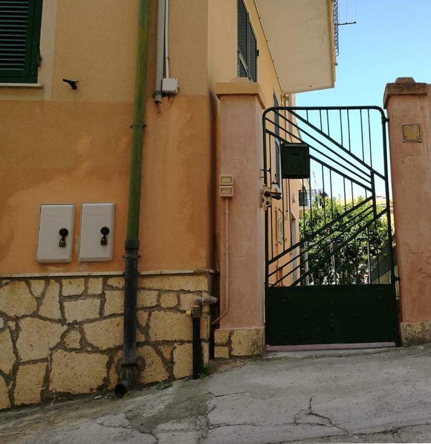 Casa Vincenzina Apartment Finale Ligure Exterior photo